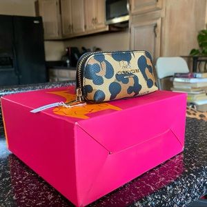 Coach wild beast leopard mini cosmetic bag